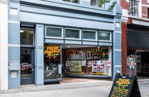 Downtown Loft - Walkable to Dining and Entertainment - Foto 12