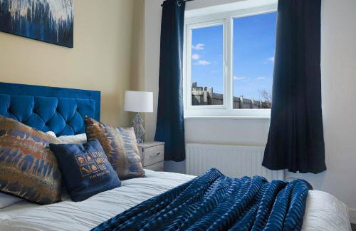 Spacious Living Room & Modern Comforts, Sleeps 4 - Foto 17