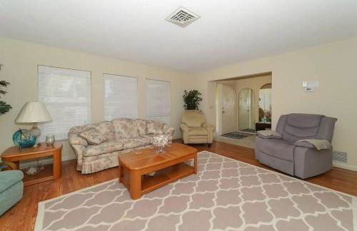 Huge Pool, Close to Beaches, Restaurants & Shops - Foto 13