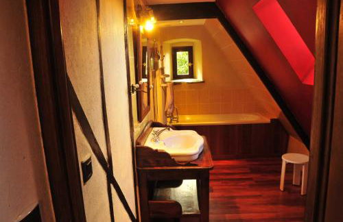 Yourte Roulotte et Gite de la Laïta - Foto 16