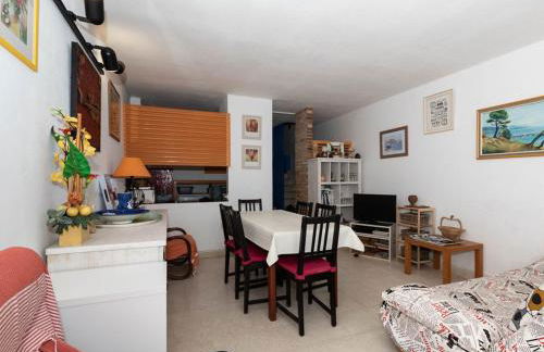 T3 6 pers. à Bormes, vue mer, parking, clim - FR-1-803-84 - Foto 2