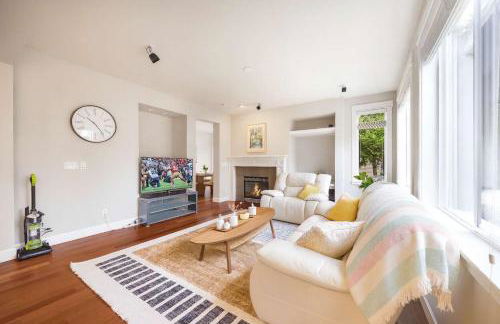 Redmond Modern 3BR Retreat Near Microsoft - Foto 2