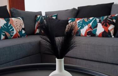 Bas de villa avec jardin piscine clim proche plages calanques - Foto 1