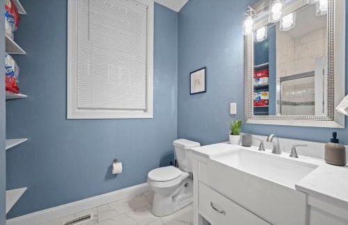 Games,BBQ, Netflix plus FREE Parking Near Bakery Square - Foto 38