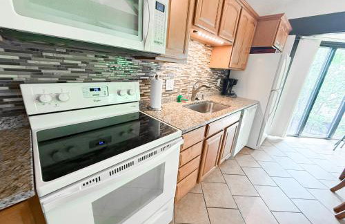 Treetop 3BD3BADeckPoolsGrillDock-Sleeps 8PP - Foto 22
