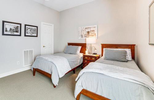 Uptown Dallas Group Getaway Near Art, Eats and More! - Foto 25