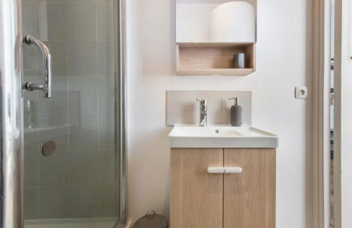 Appartement moderne, propre, WIFI, siège massant - Foto 8