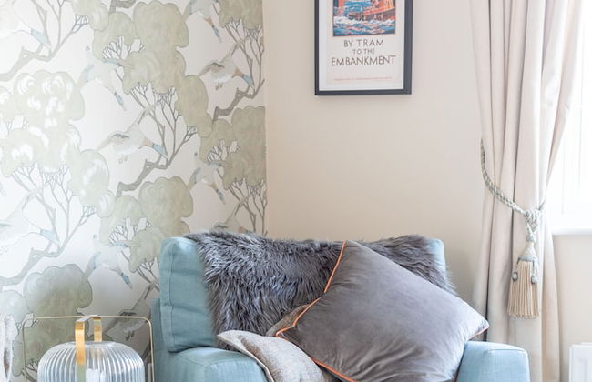 4 Bedroom Detached House 5mins Walk to Shopping Village - Foto 18