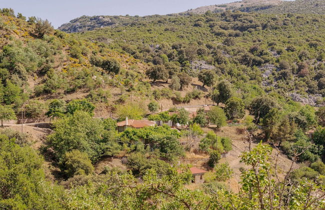 Secluded Holiday Home in Kalavrouza With Mountain Views,bbq - Foto 31