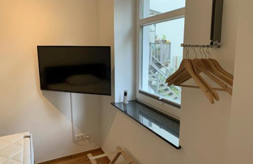 FirstClass Apartments - Photo 3