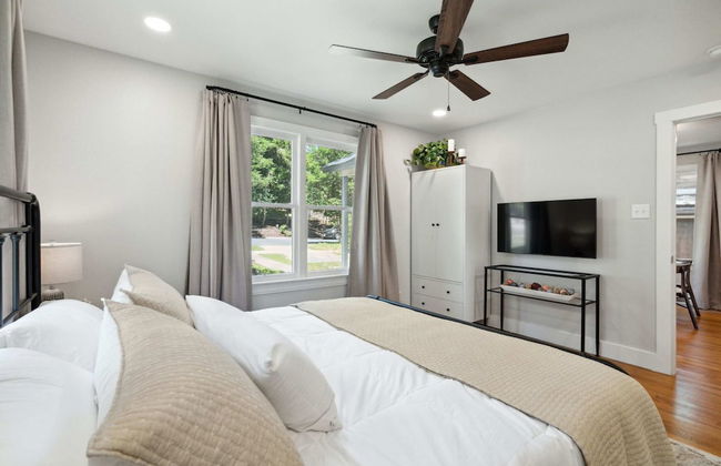 3 Separate Homes Walkable to Soco - Foto 3