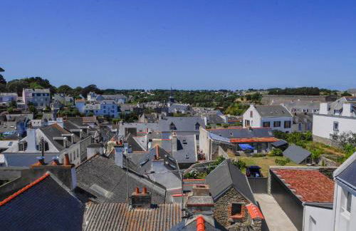 Appartement rénové au Palais, proche commerces et plage - FR-1-418-175 - Photo 4