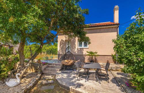 Holiday house Lucija - Photo 9