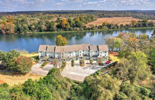 Beautiful 3BR Townhouse Close to Downtown Augusta - Foto 128