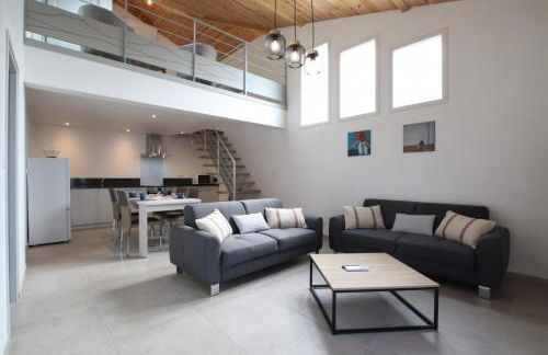 Joanesenea bi - Foto 1