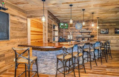 Our Place to Paws 4 Bd Lux Blue Ridge Mnt Cabin - Photo 60