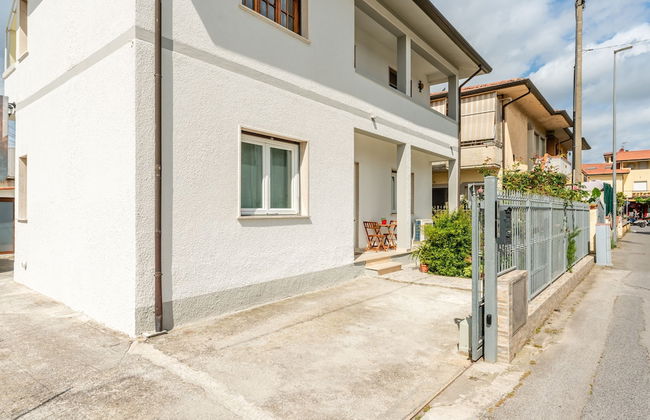 Le Tre Sorelle in Capezzano Pianore - Foto 1