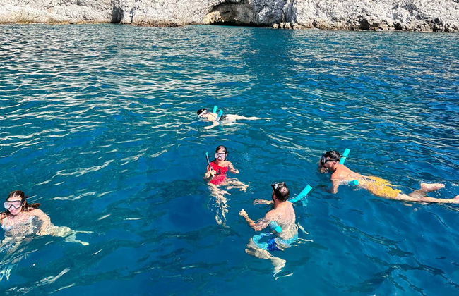 Amalfi Coast Boat Cruise + Snorkelling - Foto 3