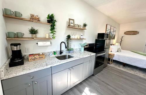 Romantic King Bed, Heart Shaped Hot Tub, Fire Pit - Foto 51