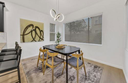 Modern 4BR Retreat in Prime Gilbert Location - Foto 3