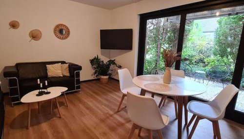 Renovierte Doppelhaushälfte in bester Lage - Foto 1