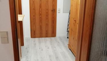 Kleine, familienfreundliche 1-Zi FeWo am Bach und zwischen zwei Seen - Foto 5, wardrobe