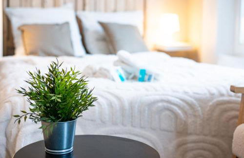 Le Clocher - Quai De La Loire - Netflix - Foto 11