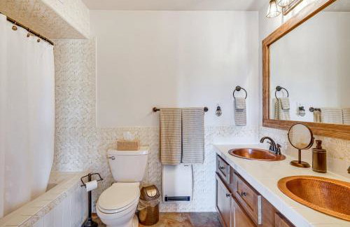 10-Acre Desert Oasis with Expansive Patio in Tucson! - Foto 18