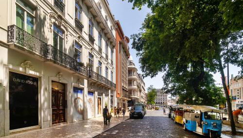 WHome Timeless Design Meets Central Convenience - Photo 3