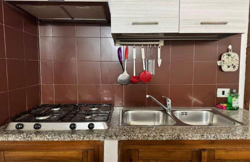 Beachfront Villa Sea & Garden - 2BR - AC - WiFi - BBQ - Parking - Pet Friendly - Foto 10