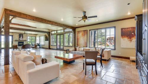 Spacious Edmond Vacation Rental with Hot Tub! - Foto 5