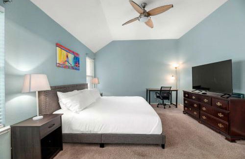 Relaxing 3BR 2BA Oasis - Hot Tub & 5 Beds! - Foto 17