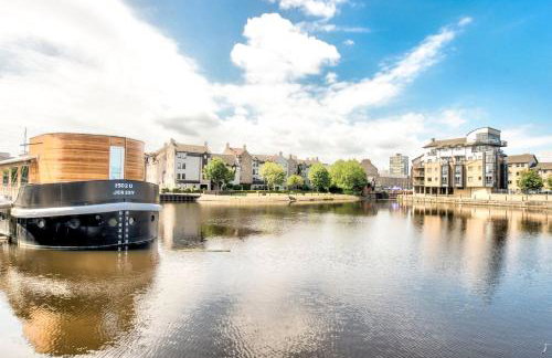 GuestReady - Stylish Apt w/ Parking near Edinburgh - Foto 46