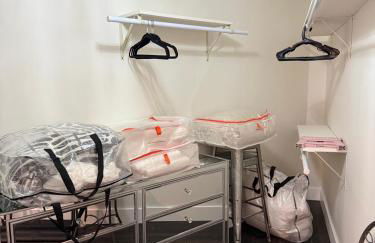 Private getaway in Studio City Hills universal - Photo 21