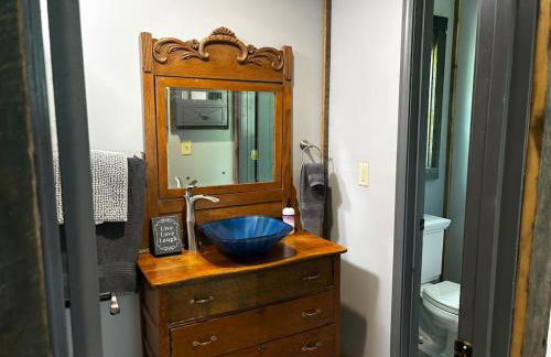 Charming Waterfront Cottage Getaway - Foto 29