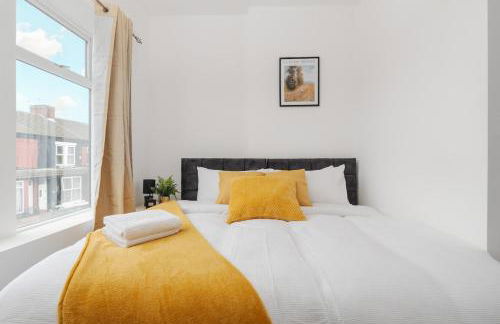 Entire 4 Bedroom house in Bootle Liverpool-Ideal for contractors, family and group-Free Parking & Free internet-Sleeps 7 - Foto 20