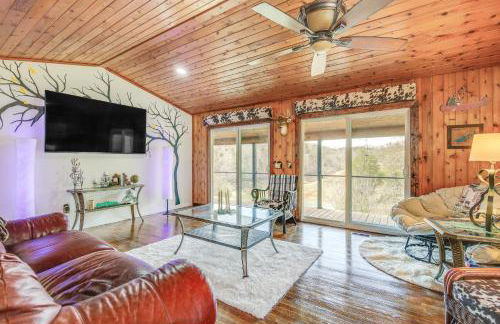 Waterfront Dandridge Cabin, 24 Mi to Pigeon Forge! - Photo 5