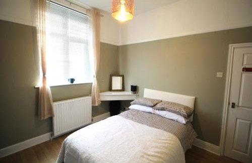 Bungalow - Sleeps 8 - Pets-Enclosed Garden-Parking - Foto 14