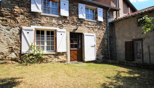 Charmante maison de village avec cour fermée, proche gorges et sites médiévaux, idéale pour découvrir 3 départements - FR-1-582-14 - Foto 2