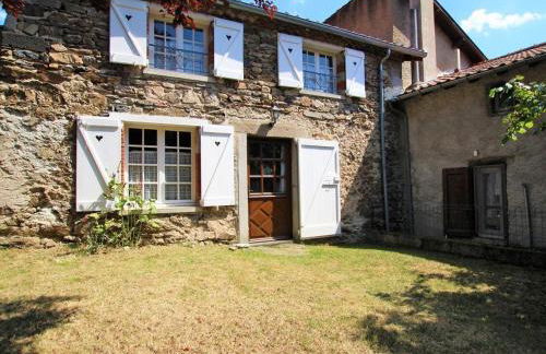 Charmante maison de village avec cour fermée, proche gorges et sites médiévaux, idéale pour découvrir 3 départements - FR-1-582-14 - Foto 2