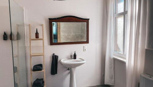 Altes Dorfhaus Sechzehneichen - Foto 3