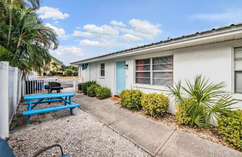 Waterfront Family & Pet Friendly for 8 2BR1BA - Foto 16