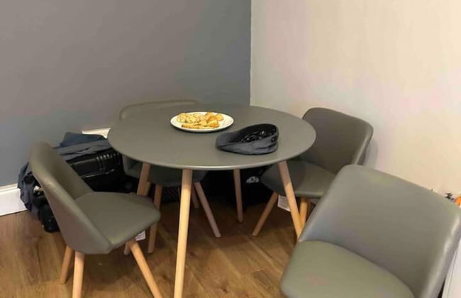 Captivating 1-bed Apartment in Stratford - Foto 9