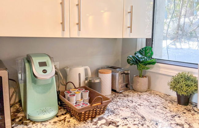 Hip Townhome With Garage Dt Mtl - Foto 8