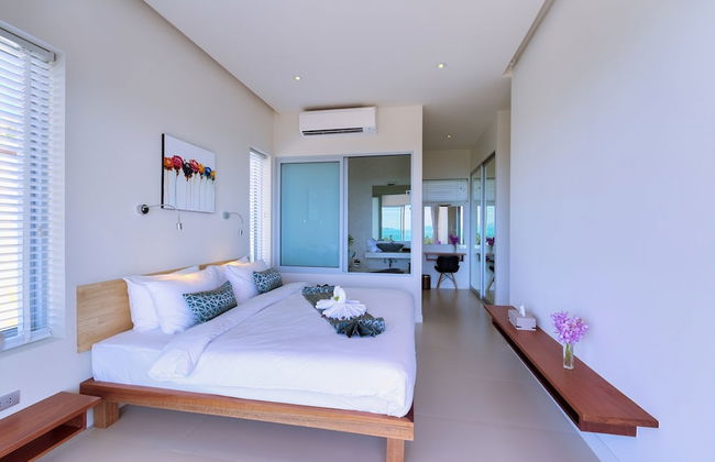 15 Bedroom Luxury Triple Sea View Villas - Photo 31