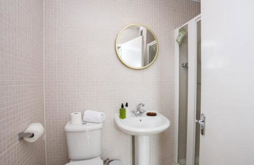 Lovely spacious 2 Bed Flat - Foto 16