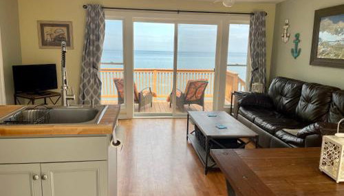 Cozy LAKE ONTARIO WATERFRONT Breathtaking Views! - Foto 3