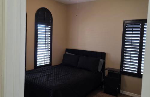 Beautiful Home For Large Family! - Foto 28