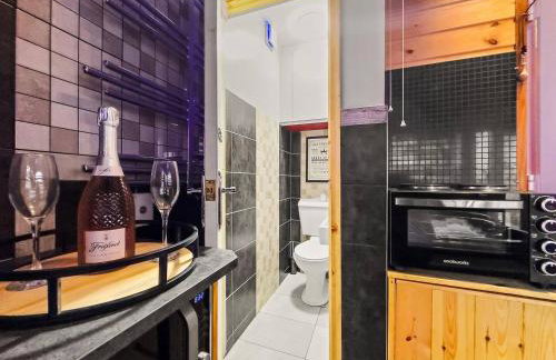 Private Spa Apartment in Maerdy Hot Tub & Sauna - Foto 18