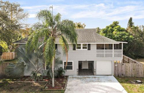 Spacious Retreat Fenced Yard Screened Deck - Photo 38